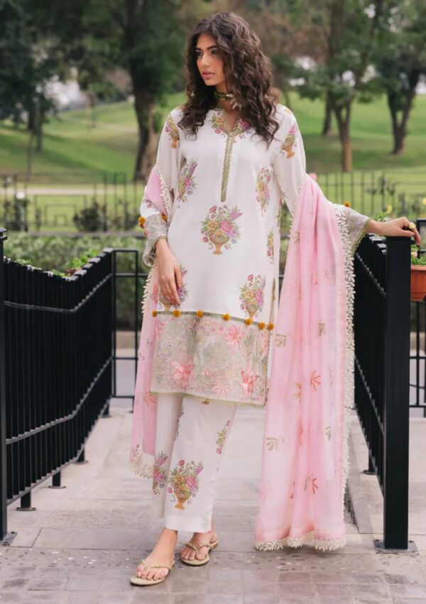 Mahnur Broadway Luxury Lawn'25 D-11